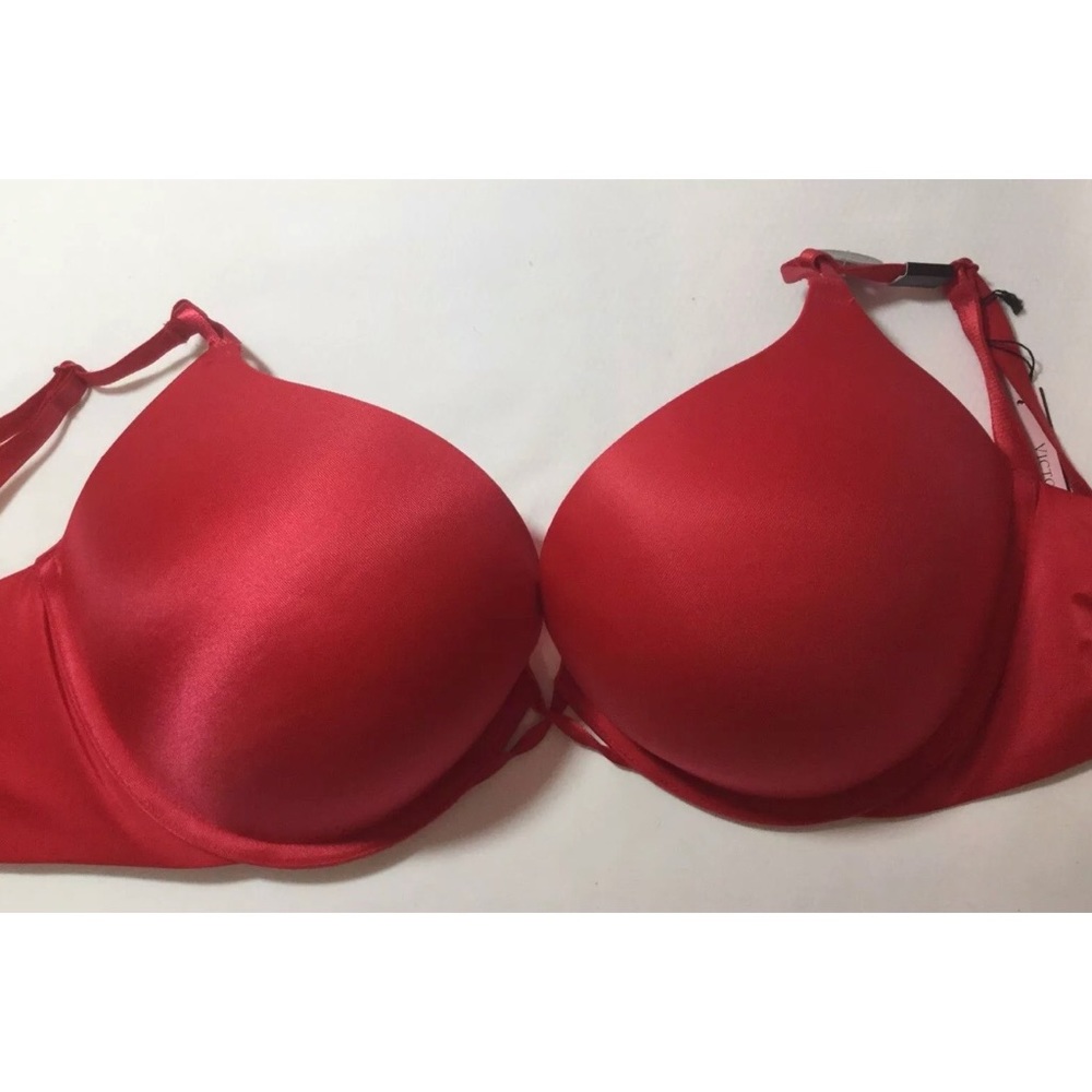 NWT Victoria’s Secret Red Bombshell Bra 32C